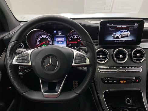 Used 2018 Mercedes-Benz GLC 300 4MATIC Coupe image 31