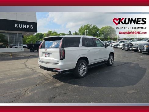 Used 2023 Cadillac Escalade Premium Luxury w/ Performance Package AWD/4WD image 5