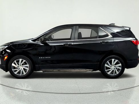 Used 2023 Chevrolet Equinox LT FWD image 2