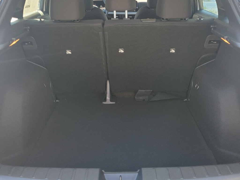 New 2027 Nissan Kicks S FWD image 13