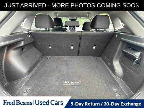 Used 2023 Hyundai Kona SE w/ Cargo Package AWD/4WD image 11