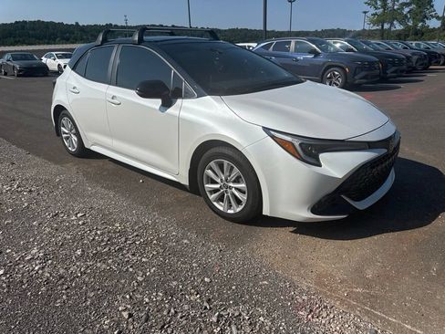 Used 2024 Toyota Corolla SE FWD image 1
