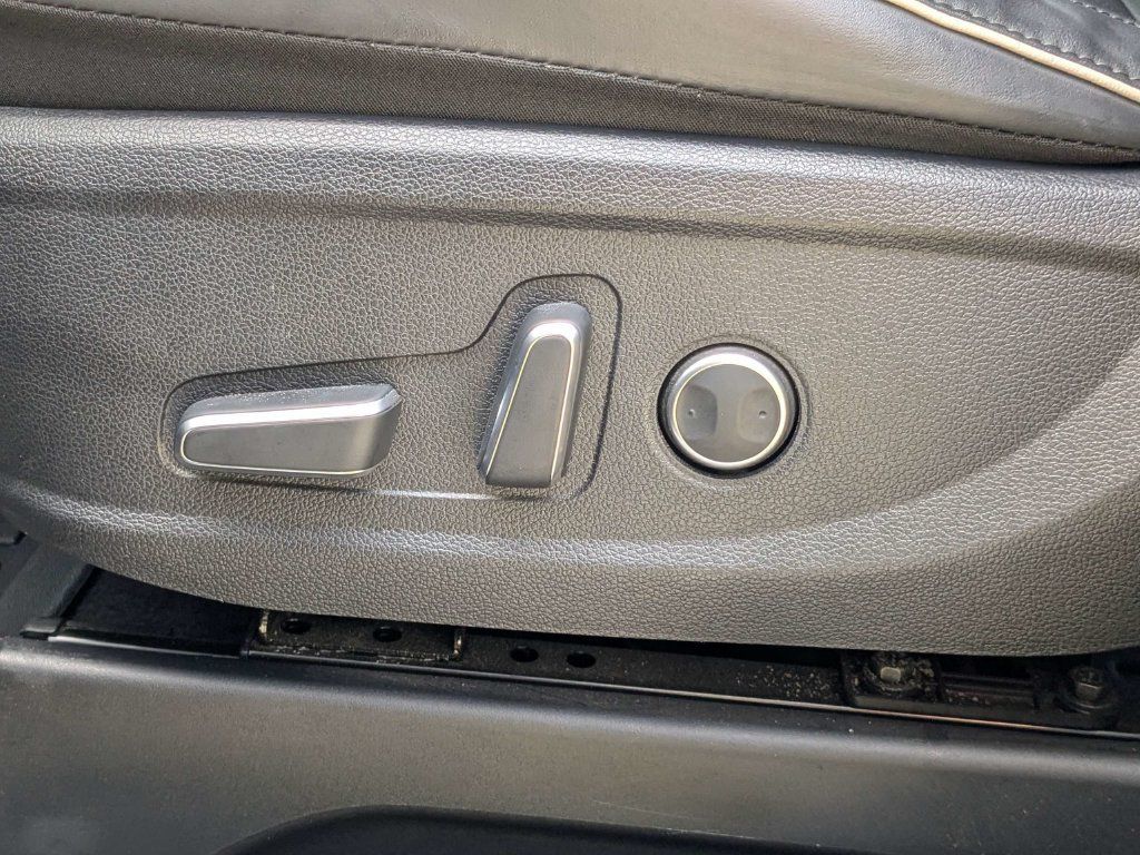 Used 2024 Hyundai Palisade SEL FWD image 20