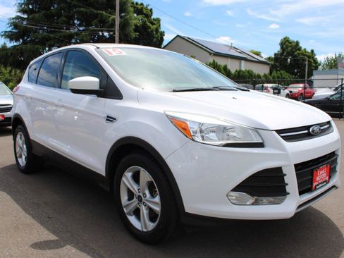 Used 2015 Ford Escape SE FWD image 7