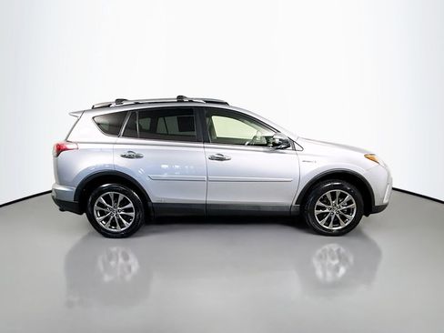 Used 2017 Toyota RAV4 Limited w/ Advanced Technology Package image 8