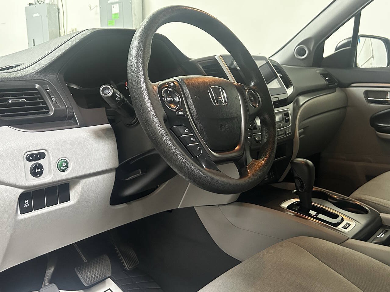 Used 2016 Honda Pilot EX image 18