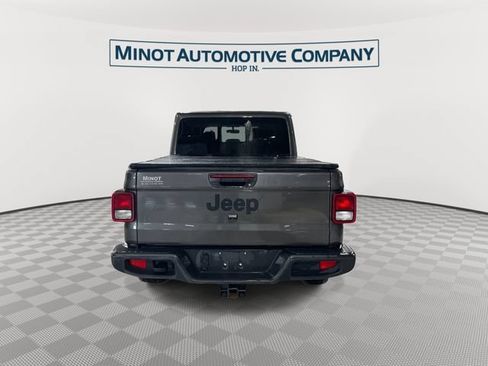 Used 2024 Jeep Gladiator Sport AWD/4WD image 7