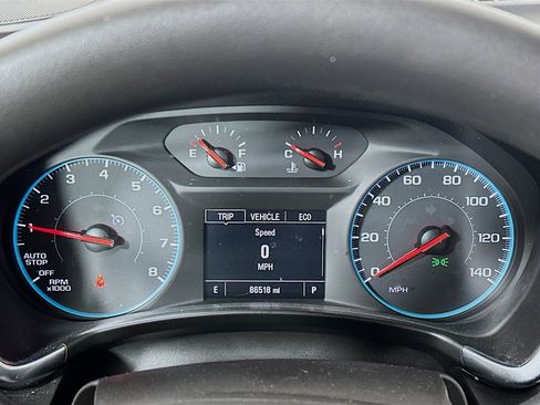 Used 2018 Chevrolet Equinox LS image 12