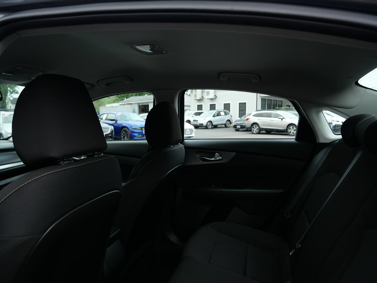 Used 2021 Kia Forte LXS FWD image 20