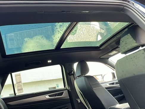 New 2026 Volkswagen Atlas Cross Sport SE image 11