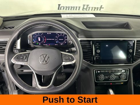 Used 2023 Volkswagen Atlas SE w/ Panoramic Sunroof Package FWD image 14