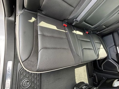 Used 2022 RAM 1500 Laramie image 24