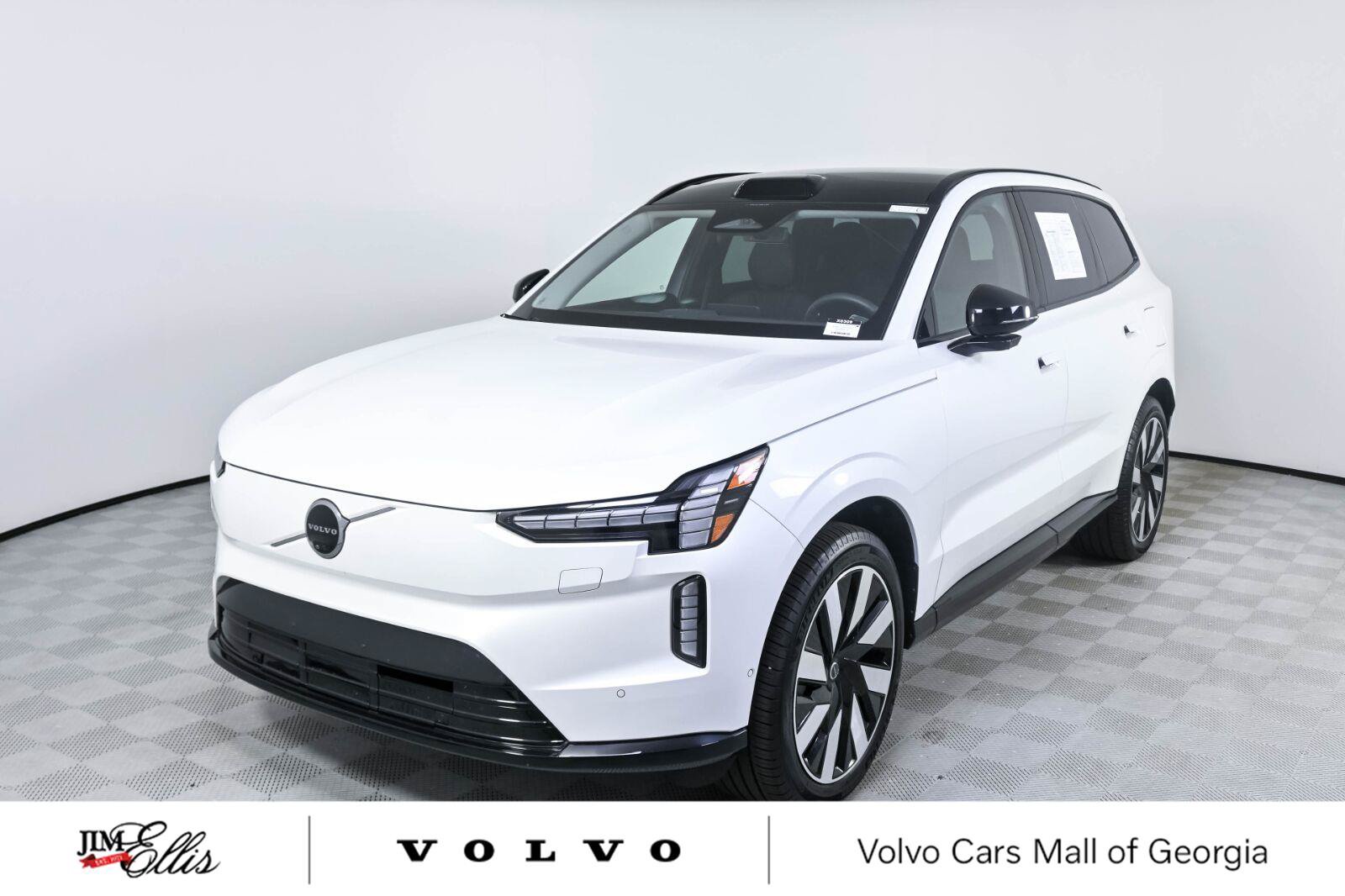 Certified 2025 Volvo EX90 Plus AWD/4WD image 1