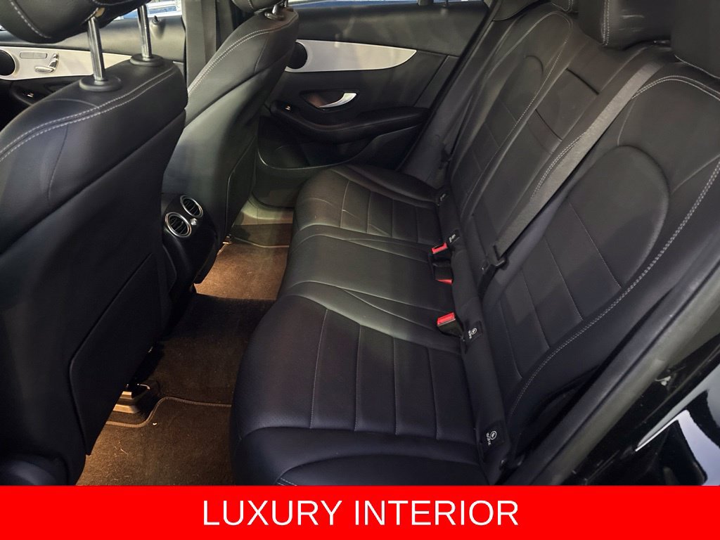 Used 2022 Mercedes-Benz GLC 300 image 18