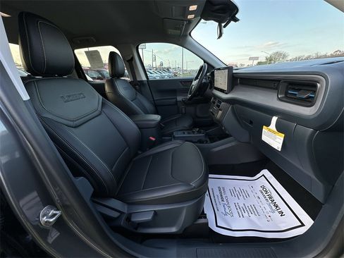 New 2025 Ford Maverick Lobo image 23