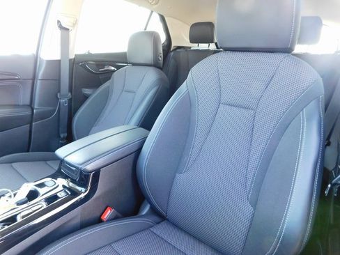 Used 2023 Buick Envision Preferred image 15