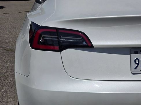 Used 2023 Tesla Model 3 Standard Range RWD image 8