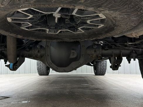 Used 2024 GMC Sierra 2500 AT4X image 14