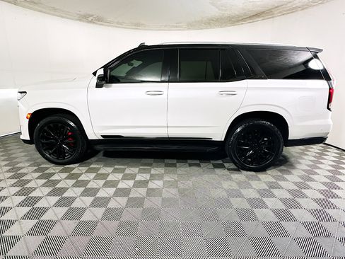 Used 2021 Cadillac Escalade Premium Luxury AWD/4WD image 6