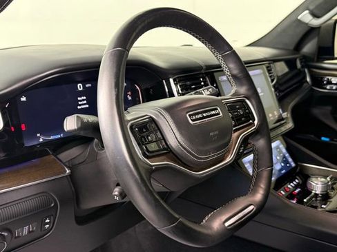 Used 2022 Jeep Grand Wagoneer Series II w/ Convenience Group III image 15