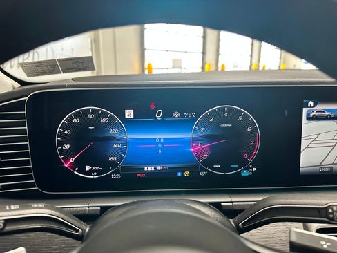 New 2026 Mercedes-Benz GLE 350 4MATIC image 9