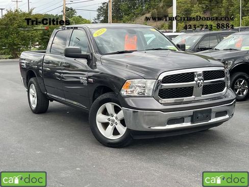 Used 2023 RAM 1500 Classic SLT AWD/4WD image 1