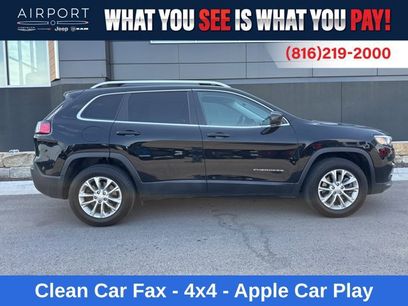 Used 2019 Jeep Cherokee Latitude w/ Popular Appearance Group
