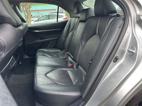 Used 2021 Toyota Camry XSE FWD image 10