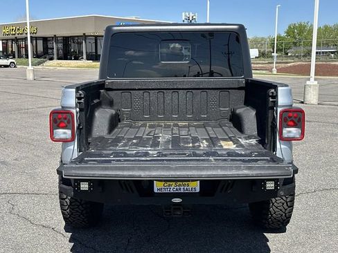 Used 2023 Jeep Gladiator Mojave w/ Cold Weather Group AWD/4WD image 22