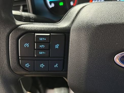 Used 2025 Ford F250 XLT AWD/4WD image 12