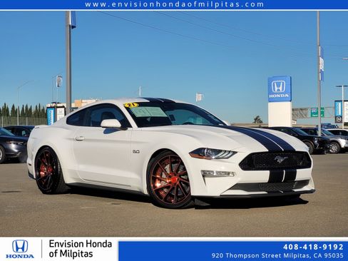 Used 2021 Ford Mustang GT image 1