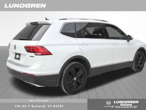 Used 2020 Volkswagen Tiguan SEL w/ 3rd Row Seat Package image 3