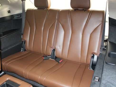 Used 2025 Acura MDX SH-AWD w/ Advance Package image 22