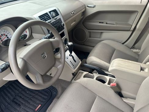 Used 2009 Dodge Caliber SXT image 9