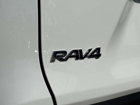 Used 2023 Toyota RAV4 XLE w/ Convenience Package AWD/4WD image 29