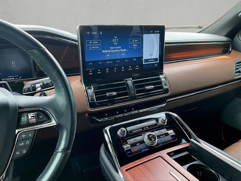 Used 2022 Lincoln Navigator Reserve RWD image 8