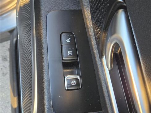 Used 2022 Kia Telluride SX w/ SX Prestige Package image 12