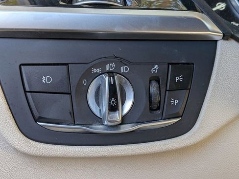 Used 2019 BMW X3 sDrive30i w/ Driving Assistance Package image 10