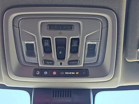 Certified 2025 Chevrolet Silverado 1500 LTZ w/ LTZ Premium Package image 30