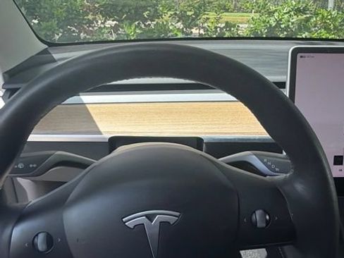 Used 2022 Tesla Model 3 Performance AWD/4WD image 7