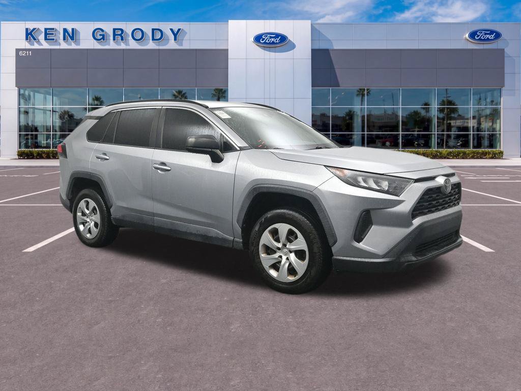 Used 2021 Toyota RAV4 LE w/ Carpet Mat Package (TMS) FWD image 21