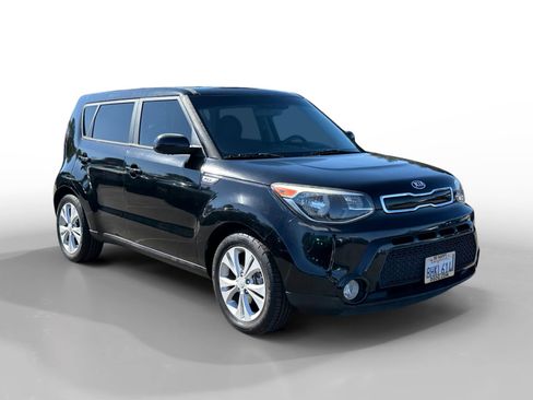 Used 2016 Kia Soul + image 7