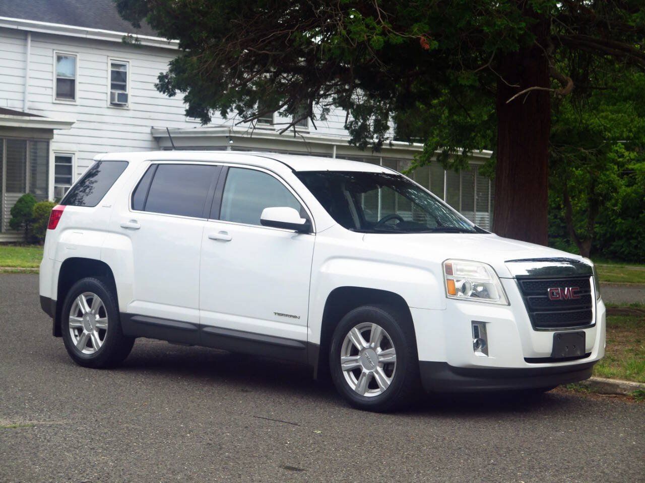 Used 2014 GMC Terrain SLE w/ LPO, Protection Package FWD image 6