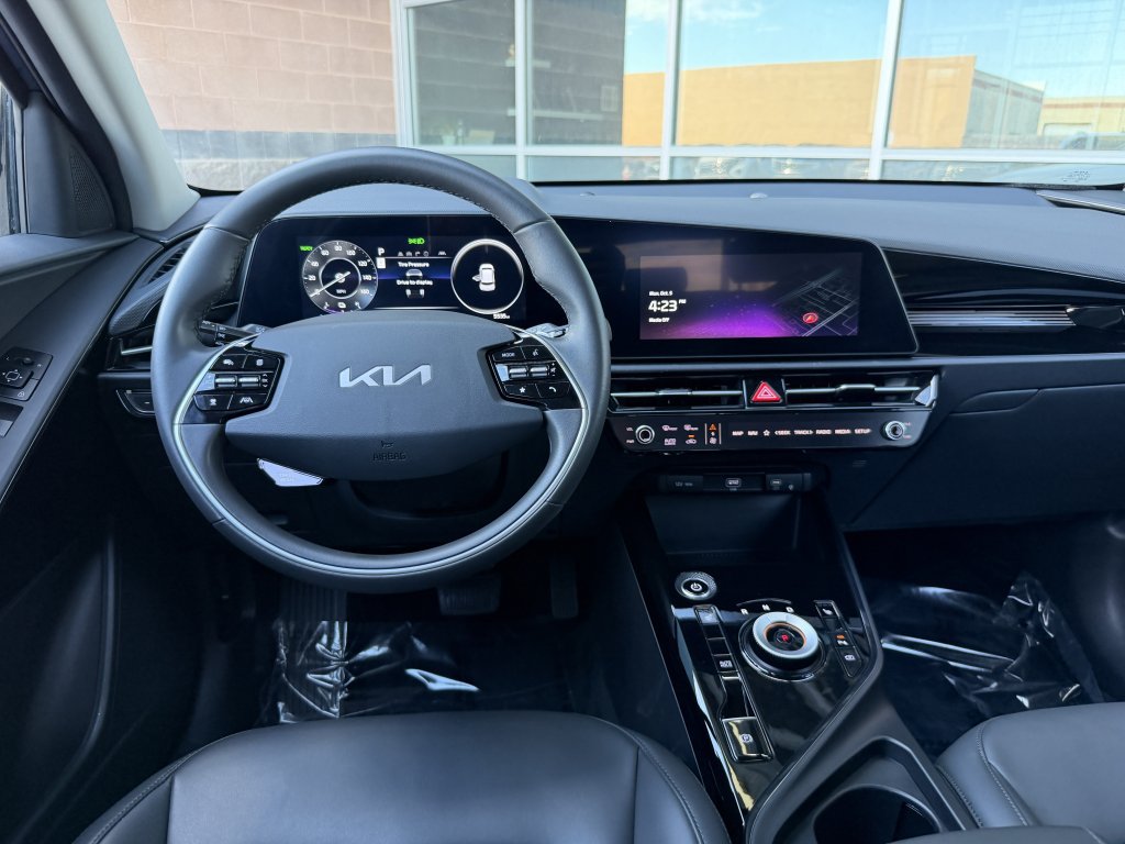 Used 2025 Kia Niro Wind FWD image 16