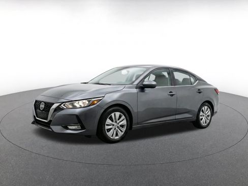 Used 2025 Nissan Sentra S FWD image 3
