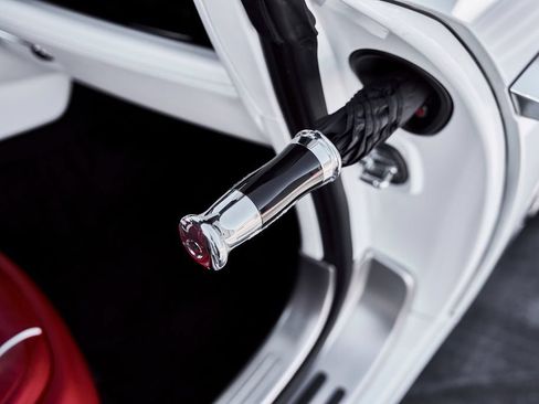 Used 2020 Rolls-Royce Wraith RWD image 24