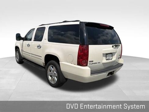 Used 2012 GMC Yukon XL SLT w/ SLT-2 Equipment Package AWD/4WD image 11