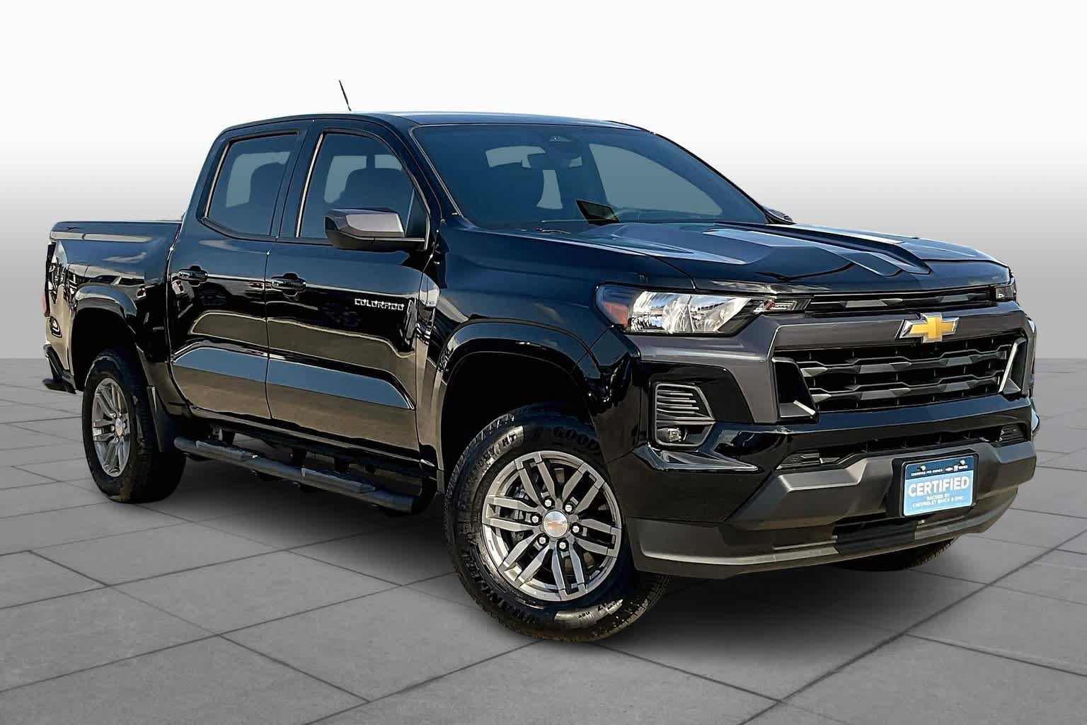 Used 2024 Chevrolet Colorado LT w/ LT Convenience Package RWD image 3