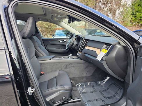 New 2026 Volvo XC60 B5 Plus w/ Protection Package Premier image 11