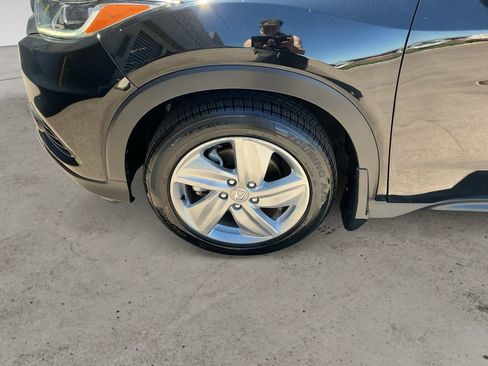 Used 2019 Honda HR-V EX image 9